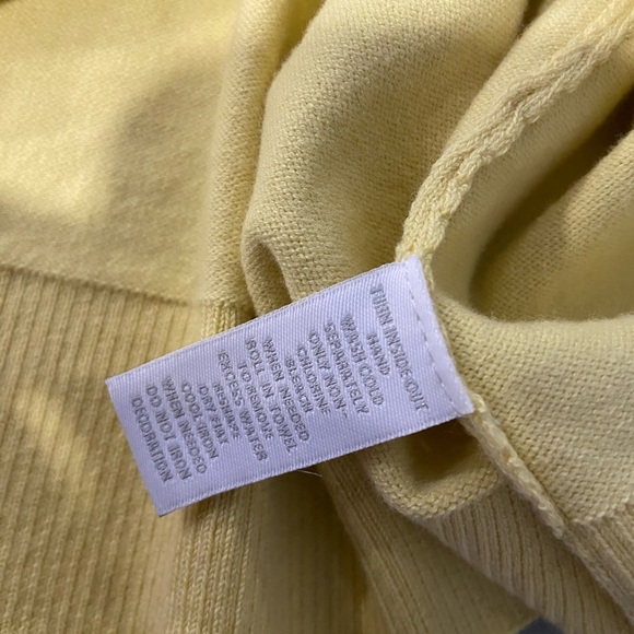 Charter Club Size L Yellow White Daisy Embellished Button Front Cardigan - Picture 12 of 12